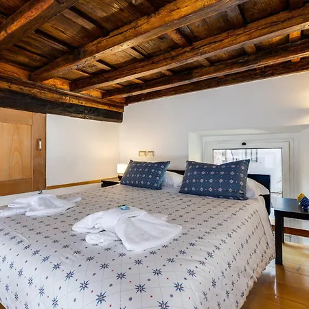 Spanish Steps Stylish شقة
